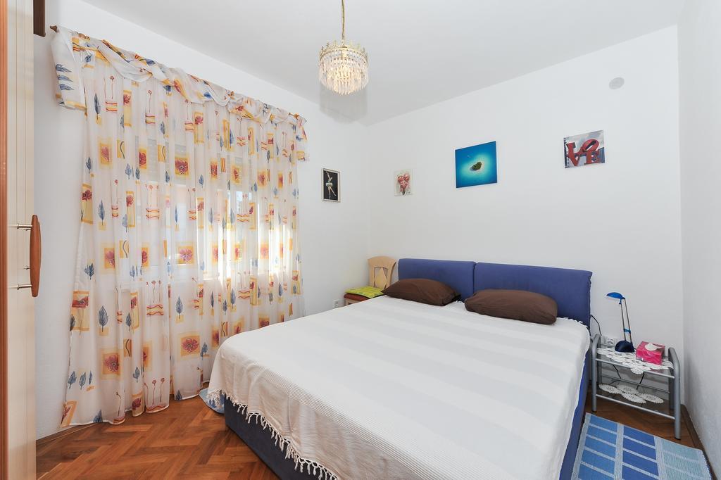 Apartment Bozena Nin Luaran gambar